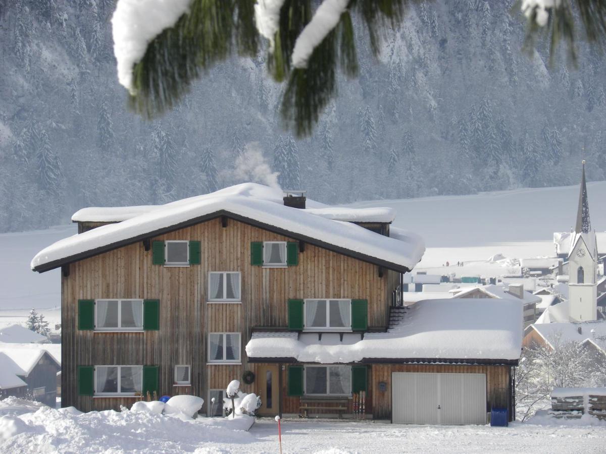 Ferienhaus Bergland Bizau Luaran gambar